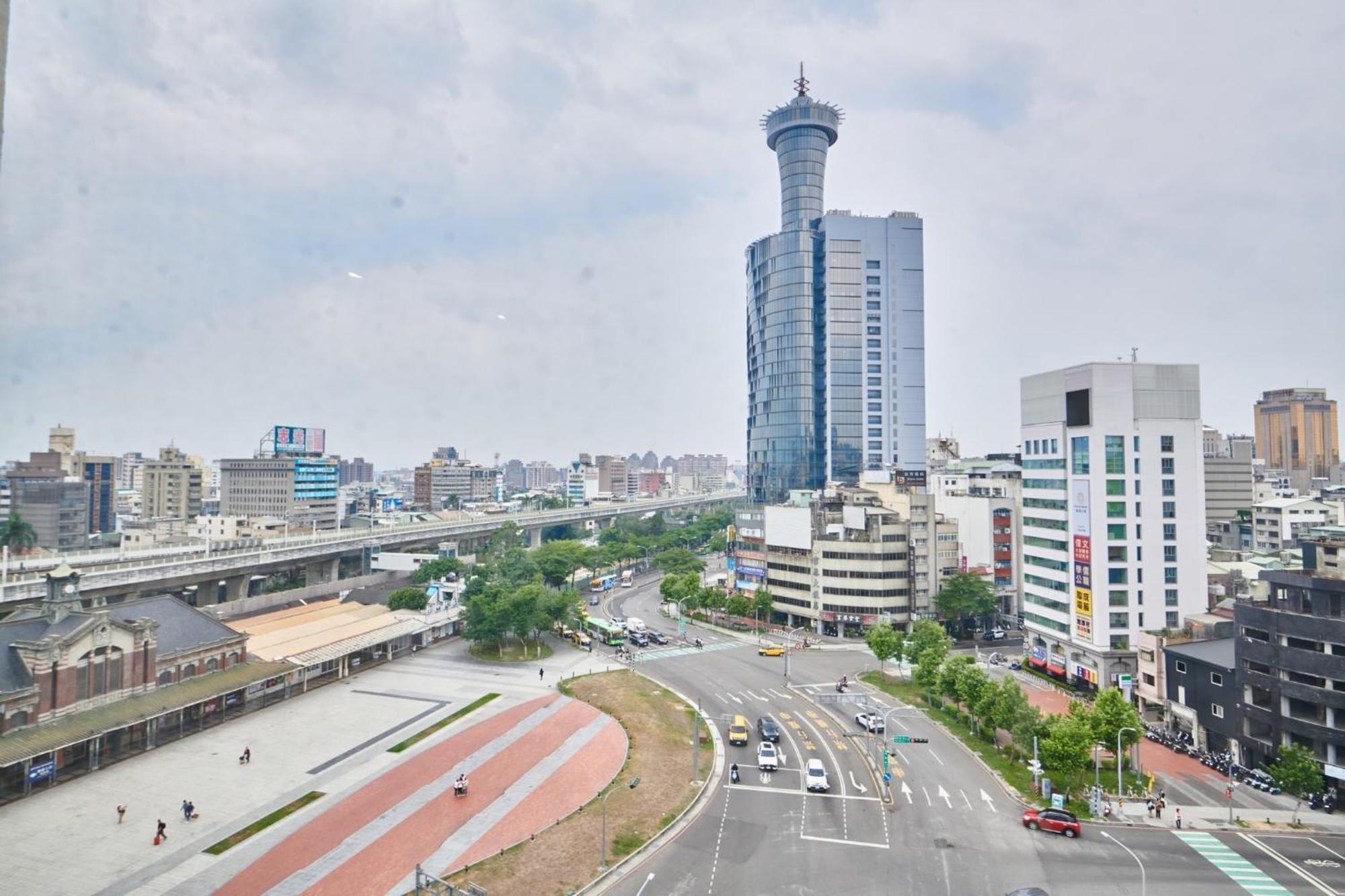 Hotel Leisure 台中輕行旅 Exteriör bild
