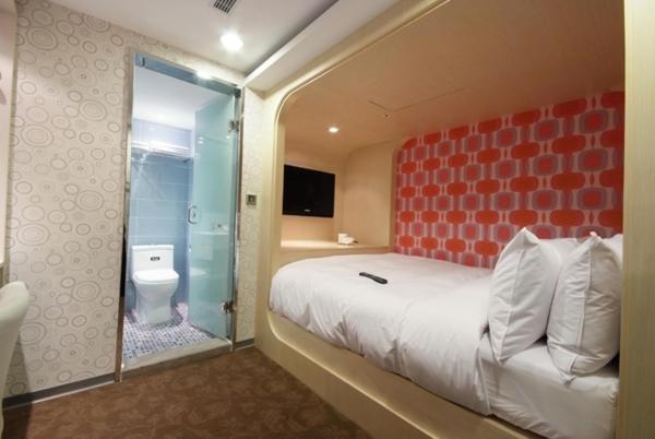 Hotel Leisure 台中輕行旅 Exteriör bild